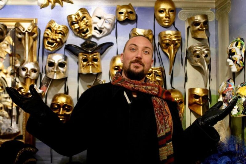 Venice Historic Walk: the city, architecture, traditions - Who is this tour best for?