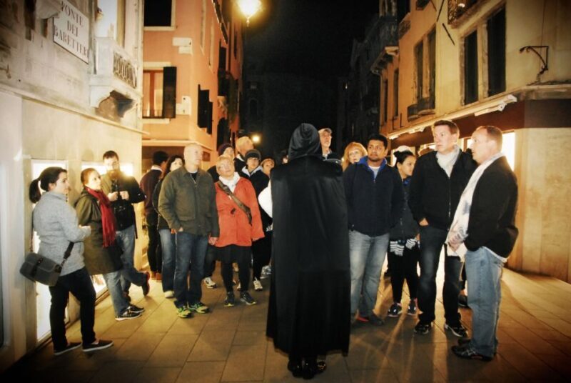 Venice: Legends, Anecdotes and Ghost Stories Walking Tour - What to Expect from the Venice Ghost Tour