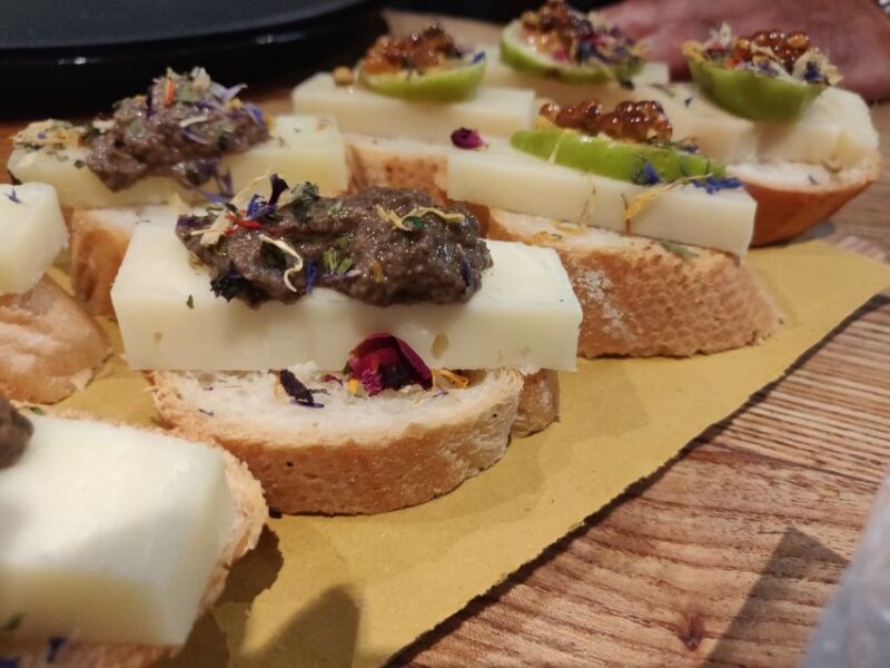 Venice: Local Fish Market With Cicchetti, Lunch, and Wine - The Practical Side: What You Need to Know