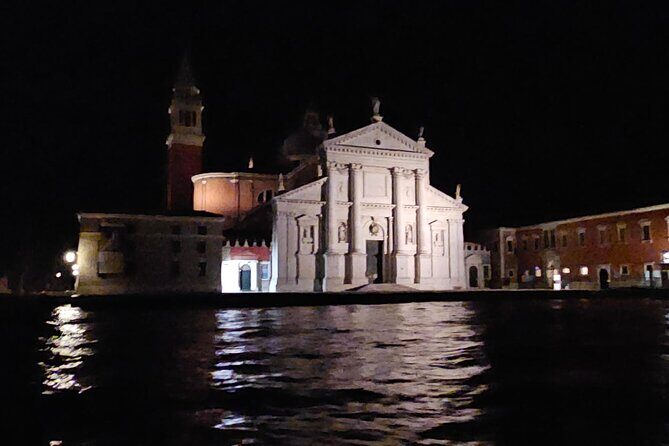 Venice Night Boat Tour from Zattere - The Experience & Atmosphere