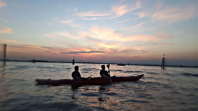 Venice: Night + Sunset Kayak Tour Kayak in the Canals - Why This Kayak Tour Is Worth Considering