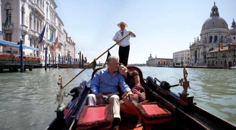 Venice: Off the Beaten Path Private Gondola Ride - Why You Might Love This Experience