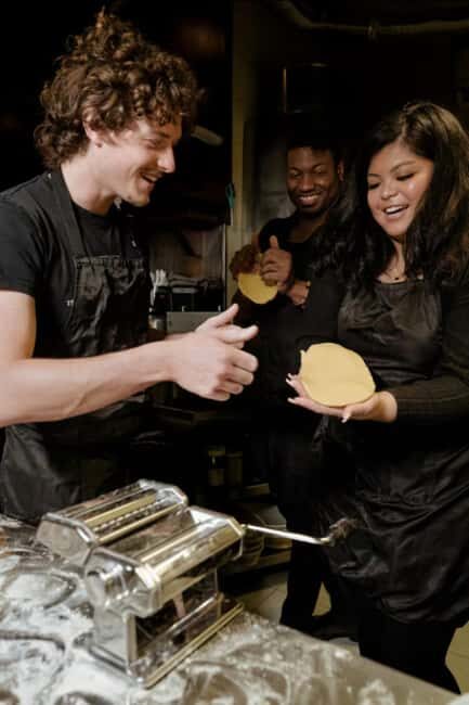 Venice: Pasta Carbonara Cooking Class with Wine - Authenticity and Cultural Experience