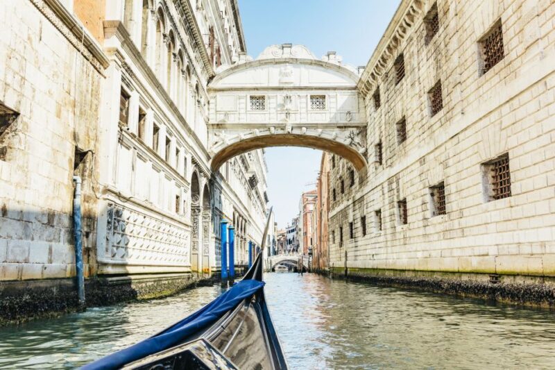 Venice: Private Crafted Gondola Ride Along Grand Canal - Practical Tips for Your Gondola Ride