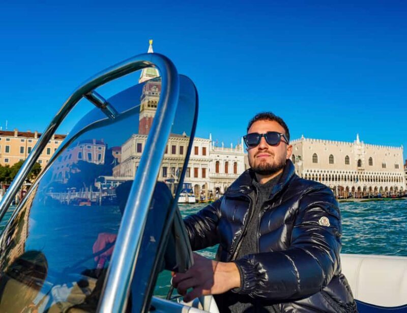 Venice: Relaxing and Romantic Cruise in the Venice Lagoon - Key Points