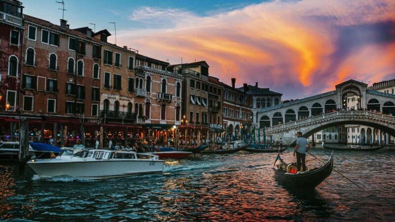 Venice: Shared Gondola Ride at Sunset - What Is This Tour Exactly?