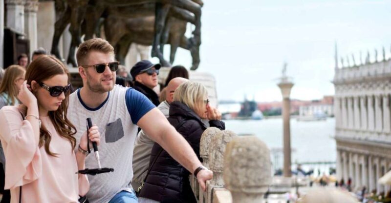 Venice: St. Mark's Basilica Guided Visit & Terrace Access - A Deep Dive into the Experience