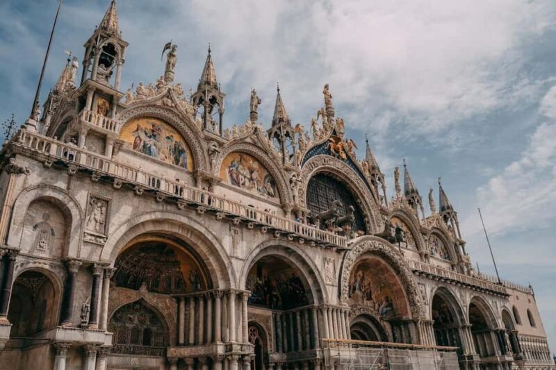 Venice: St Mark's Square & Basilica Priority Entrance & Tour - Breaking Down the Experience
