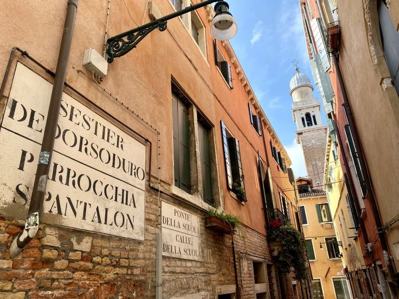 Venice: Street Food Tour with a Local Guide and Tastings - Wine and drinks: not included, but easy to add