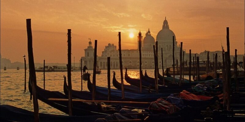Venice: Sunset or Evening Gondola Tour - What To Expect During the Ride
