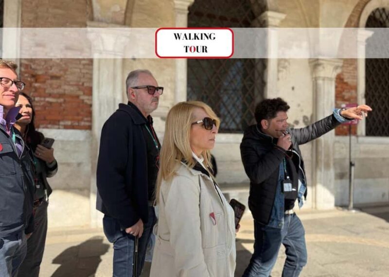Venice: Winter Walking Tour & Romantic Gondola Ride Upgrade - How do travelers feel about this tour?