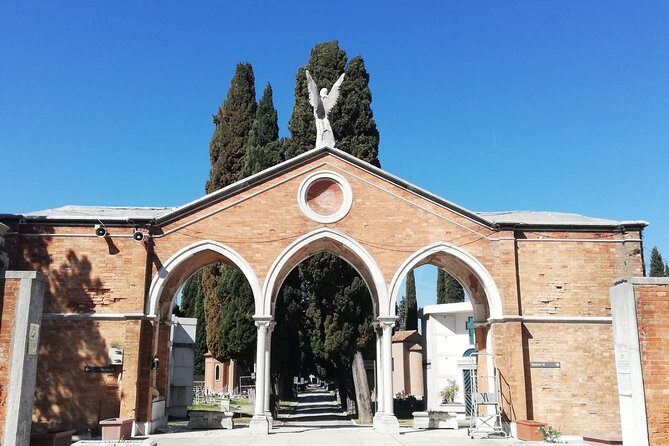Venice's Cemetery on San Michele Island Tour - Key Points