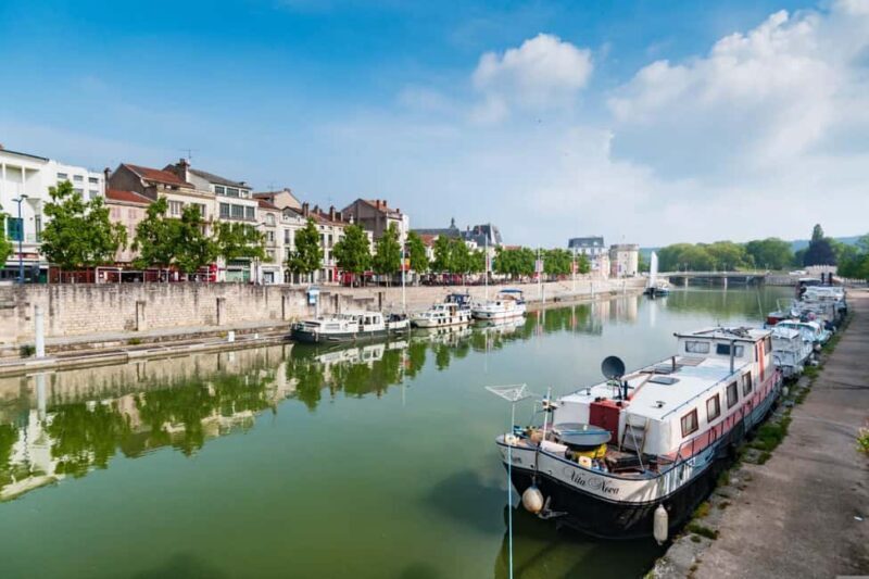 Verdun WW1 Private Tour: at the Great World War battlefields - Visiting Douaumont Ossuary: A Sacred Memorial