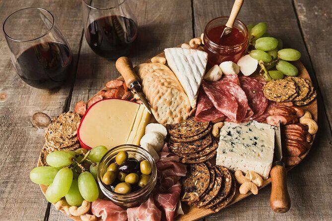 Vernon Full Day Guided Wine Tour with 5 Wineries - FAQ