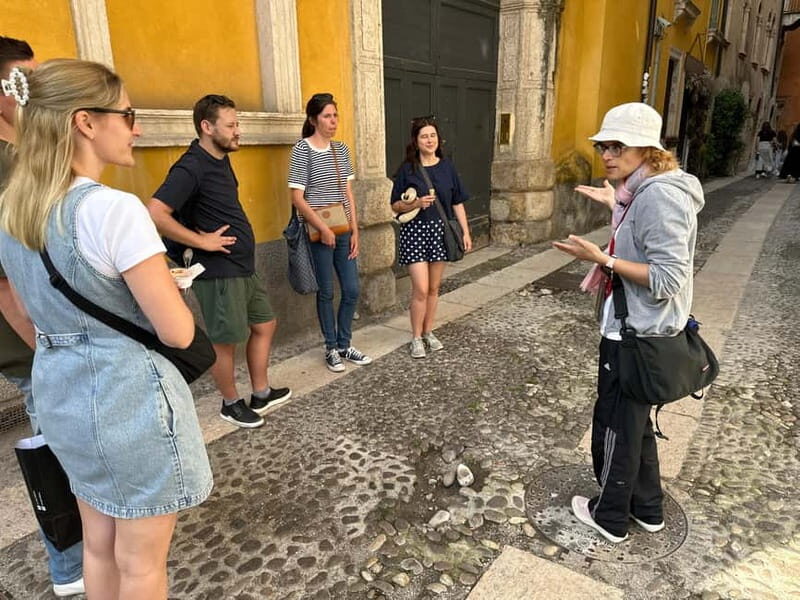 Verona: Guided Small Group Walking Tour of the City of Love - What to Expect from the Verona Small Group Tour