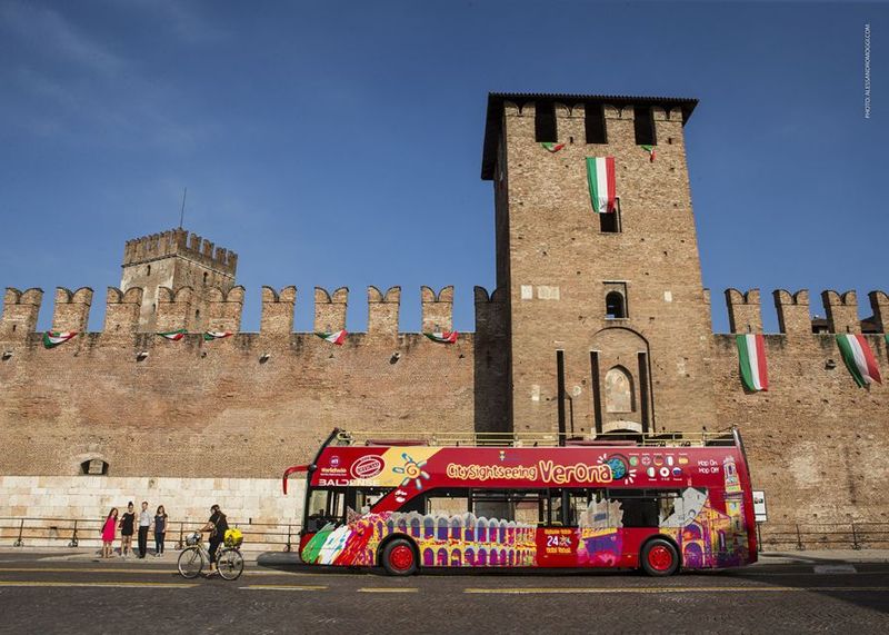 Verona: Hop-on Hop-off Tour 24 or 48-Hour Ticket - Accessibility and Family-Friendly Logic