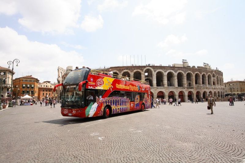 Verona: Hop-on Hop-off Tour 24 or 48-Hour Ticket - Included vs Not Included: What Your Money Covers