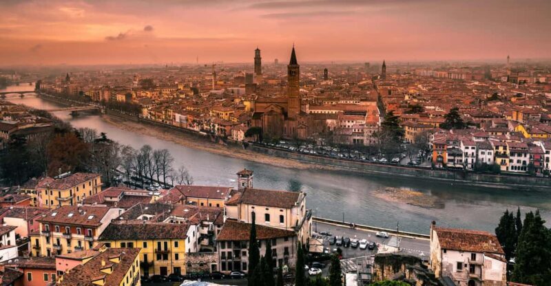 Verona: Interactive map for a self-guided tour. - Introduction