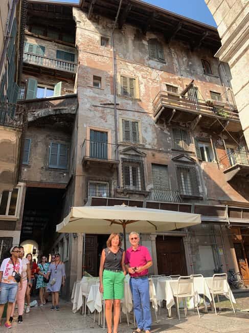 Verona: Private Walking Tour with a Local - Key Points