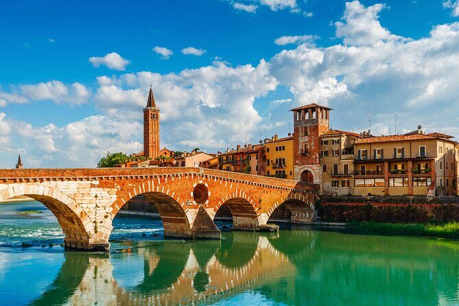 Verona Scavenger Hunt and Highlights Self Guided Tour - What to Expect From the Verona Self-Guided Scavenger Hunt