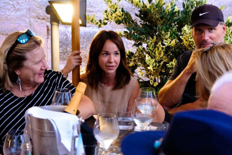 Verona: Urban Orienteering Experience with Local Guide - A Friendly Welcome to Verona