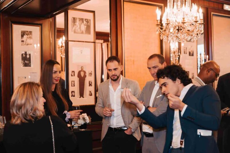 Versailles: City Tour with Mind Reading Experiences - A Detailed Look at the Versailles City Tour with Mind Reading Experiences