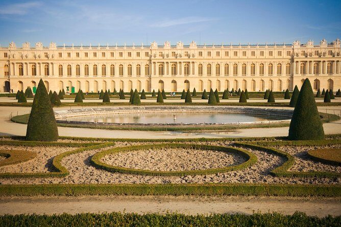Versailles Domain Bike Tour with Palace Entry by Train from Paris - The Itinerary: How Your Day Actually Unfolds