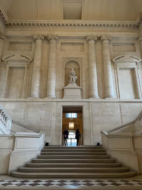 Versailles: Guided tour of the Palace of Versailles in a small group - What You Can Expect from This Tour