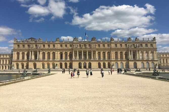 Versailles Palace Private Tailored Guided Tour With Hotel Pickup - Transport and Timing: Air-Conditioned Ride, Efficient Moves