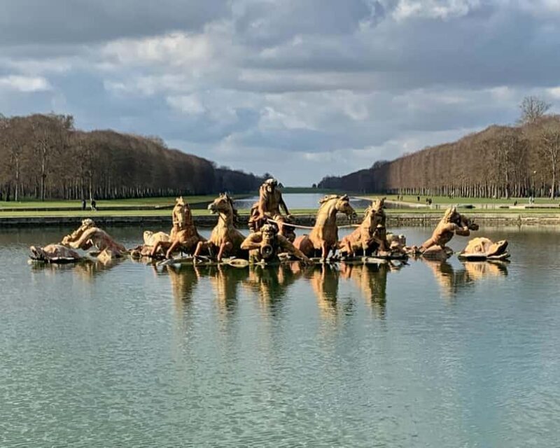 Versailles Royal Chronicles: Beyond the Mirrors with Pickup - Key Points