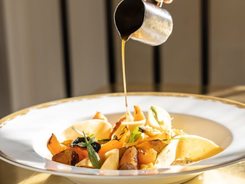 Versailles: Skip-the-Line Palace Entry Ticket & Lunch at Ore - Is This Tour Worth the Price?