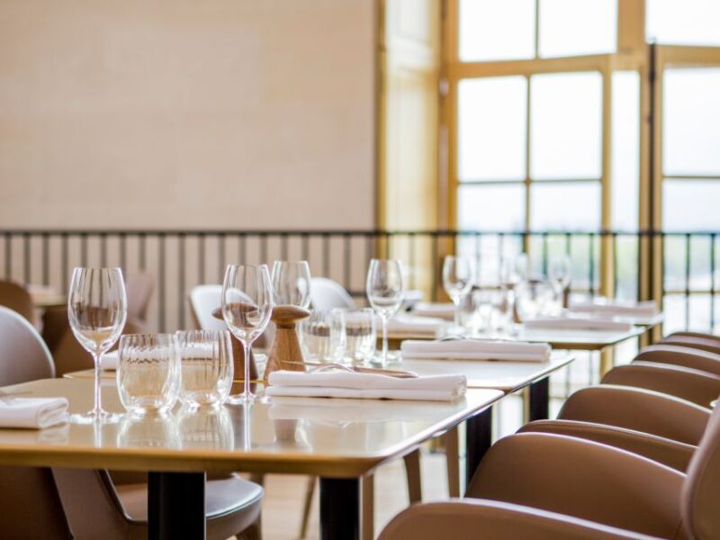 Versailles: Skip-the-Line Palace Entry Ticket & Lunch at Ore - FAQs