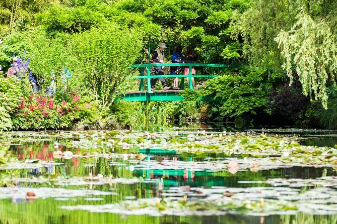 Versailles Timed Entrance Ticket and Giverny Small Group Day Trip from Paris - A Closer Look at the Itinerary and What You Can Expect