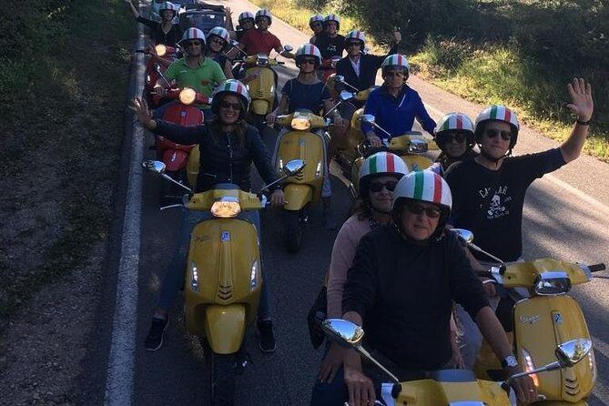 Vespa Tour in Chianti Small Group from Florence - An In-Depth Look at the Vespa Tour Experience