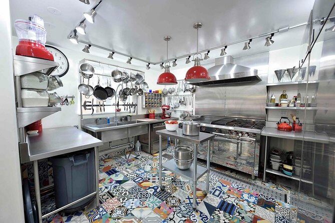 Viator Exclusive: Gourmet Brunch in Santa Fe with Chef Carolina - FAQs