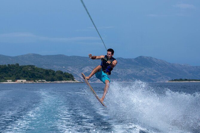 Vibes and Adventure: Wakeboarding in Korula, Lumbarda! - What to Expect from the Wakeboarding Experience