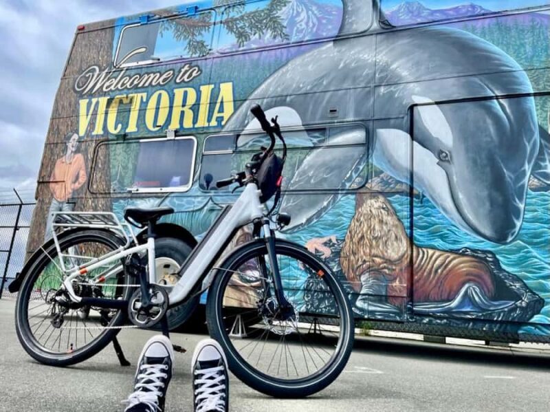 Victoria City Highlights Bike Tour - Castle Hoods & Legends - Why This Bike Tour Stands Out