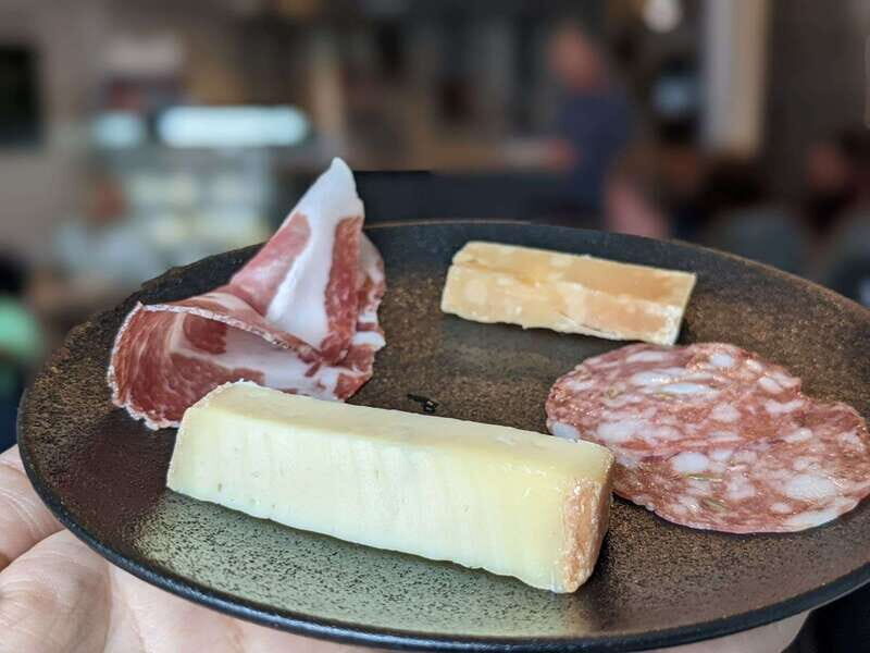 Victoria: Downtown Food and City Tour - What to Expect from the Tour