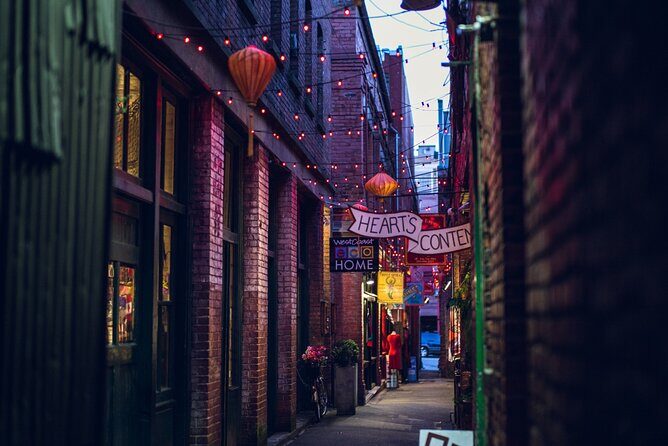 Victoria Scavenger Hunt and City Highlights Walking Tour - FAQ