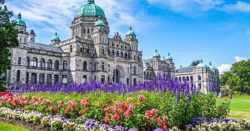 Victoria: Walking Tour through History and Heritage - Key Points