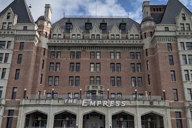 Victoria's Chocolate and Churches: A Self-Guided Walking Tour - Exploring Victorias Historic Charm and Sweet Spots