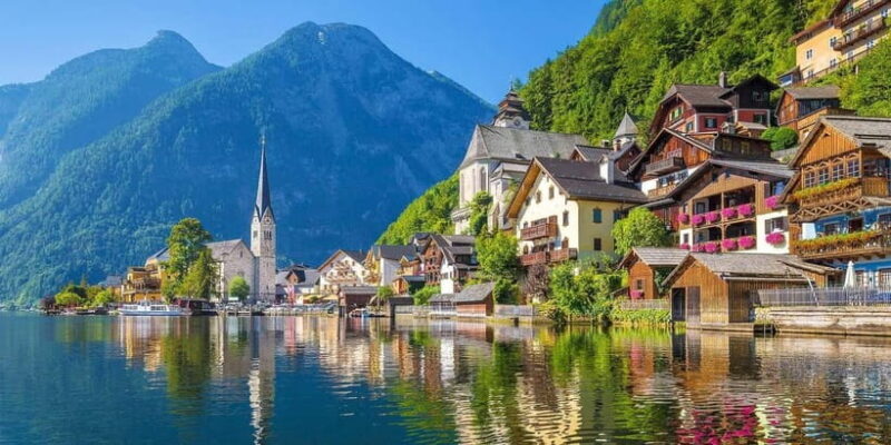 Vienna/Bratislava: Traunkirchen, Hallstatt & Salzburg Tour - Who Should Consider This Tour?