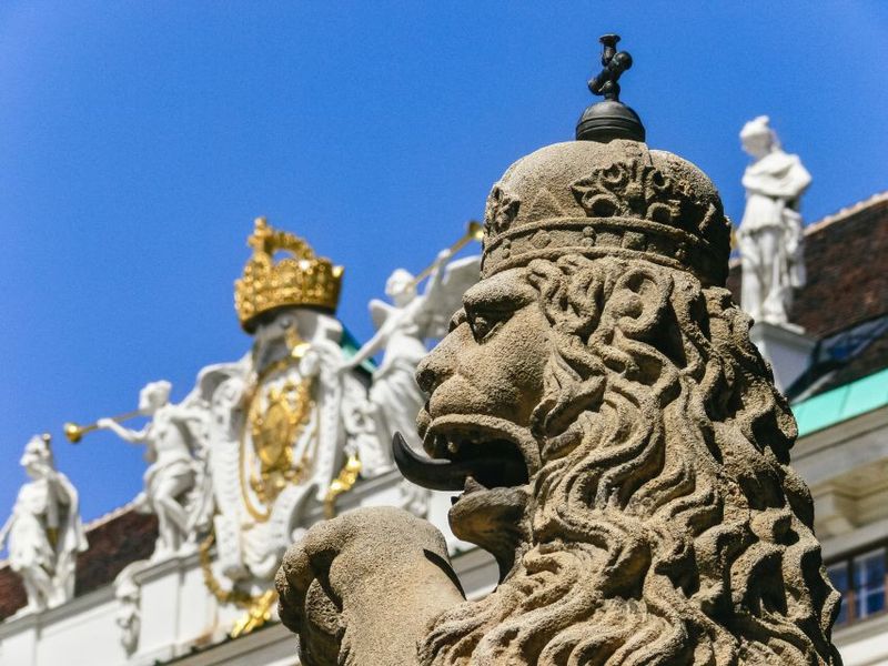 Vienna: Guided Walking Tour of City Center Highlights - What you learn depends on the guide, and that’s usually a good thing