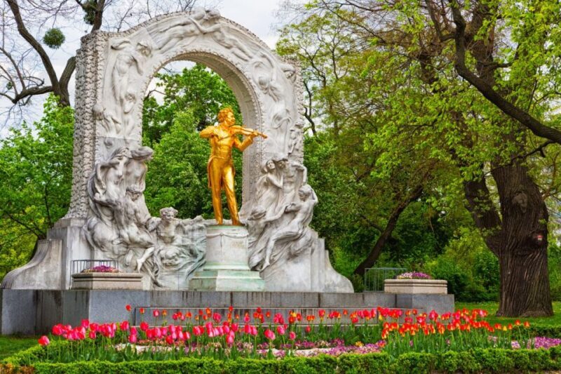 Vienna: Meet Strauss Private Guided Walking Tour - Key Points