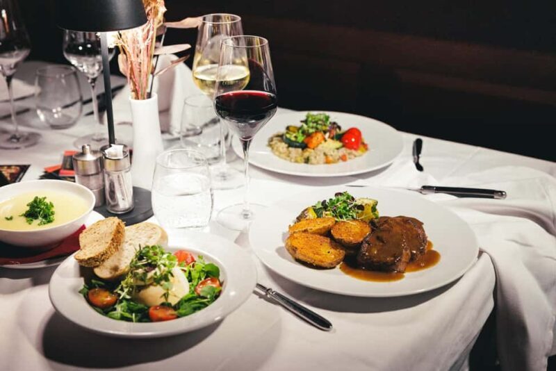 Vienna: Mirage Magic Dinner Show - What Is the Mirage Magic Dinner Show All About?