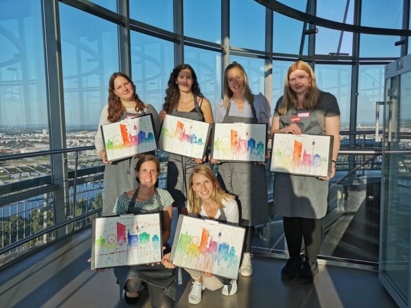 Vienna: Paint the Skyline and Danube Tower Free-Ride - Visualizing the Experience