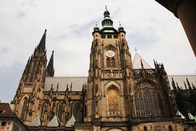 Vienna: Private tour to Prague - Exploring Prague: Highlights and Pace