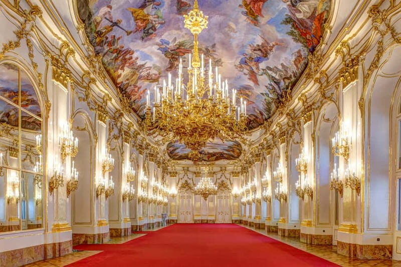 Vienna: Schönbrunn Palace Evening Tour, Dinner and Concert - Key Points