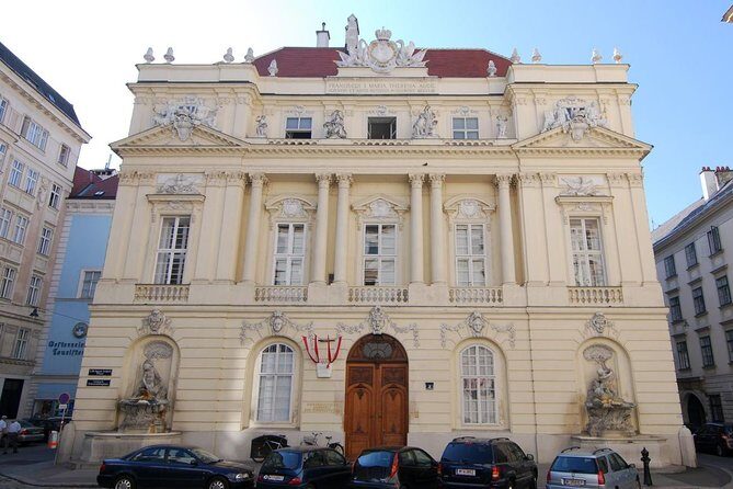 Vienna Secrets Walking Tour to Backyards and Mysterious Locations - An Honest Look at What the Tour Offers