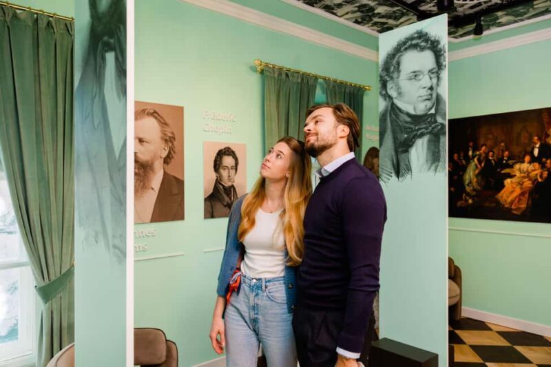 Vienna: Strauss Museum  Music&History in Historic 1837 Hall - Key Points